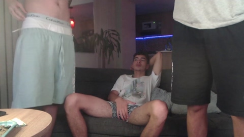 fratguysonline  13-04-2023